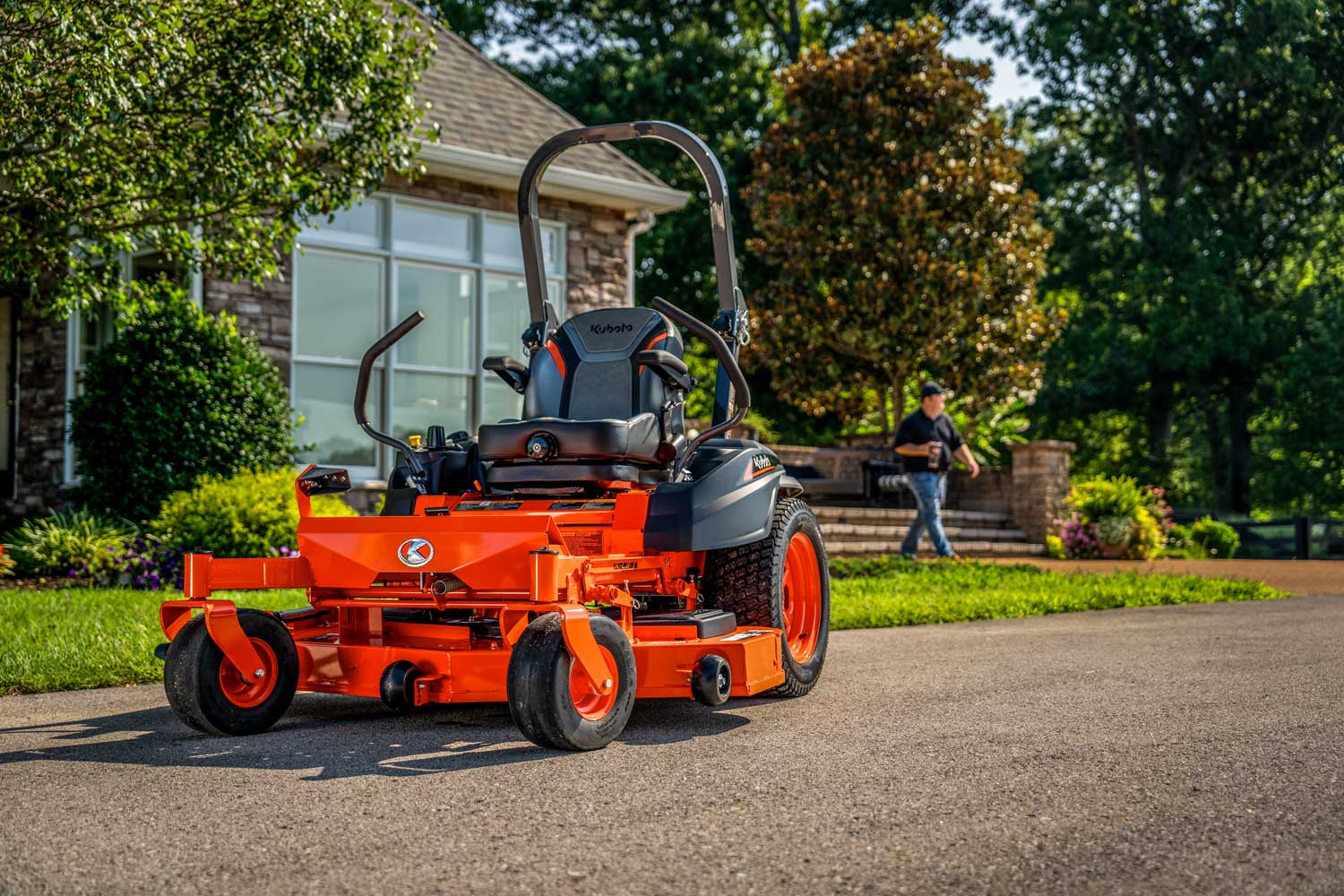 Z400 SERIES MOWERS - Bortnick Tractor Sales